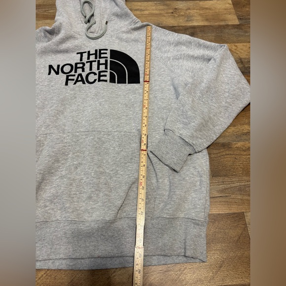 The North Face Gray Logo Hoodie Sweatshirt | Cozy Fleece | Unisex - Picture 3 of 8
